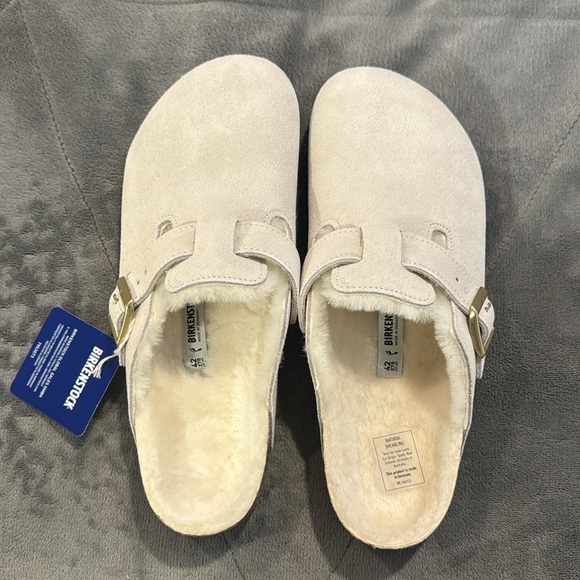 Birkenstock Clogs - Picture 3 of 5